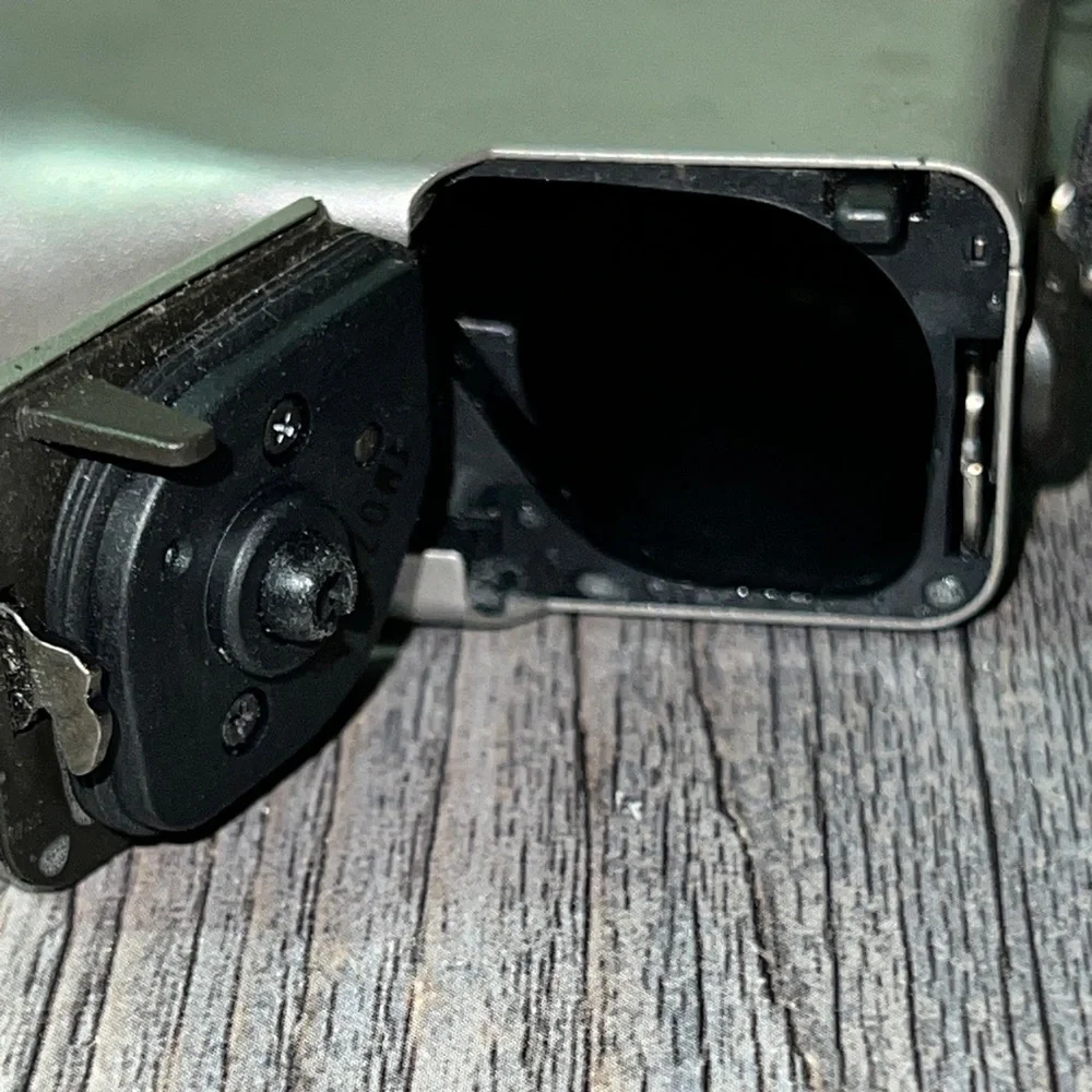 Canon ELPH 35mm Film Camera *First* model of the ELPH Series model #1948546